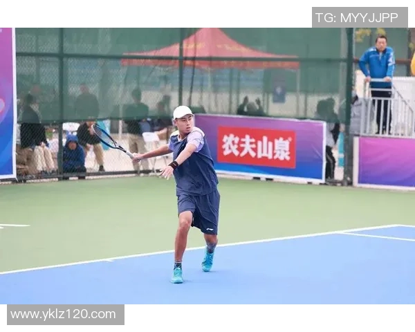 武汉网球队在城市联赛中的团队协作表现分析与点评