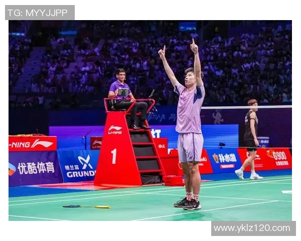 成都羽毛球队在冠军赛中的默契配合与精彩表现分析 成都羽毛球队在冠军赛中的默契配合与精彩表现分析